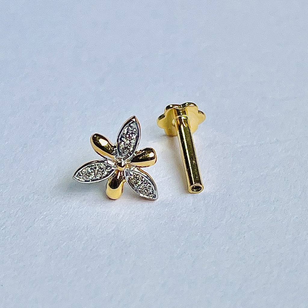 Sepals Diamond Nose Stud
