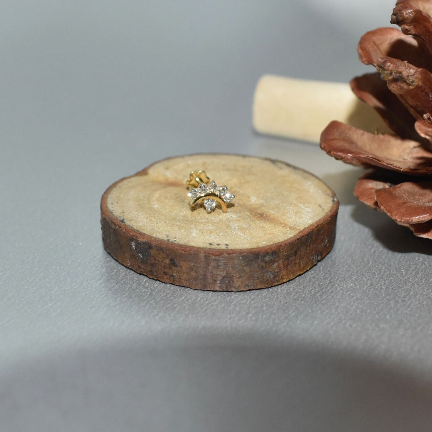 Chandrabindu 0.11 Carat Nose Stud