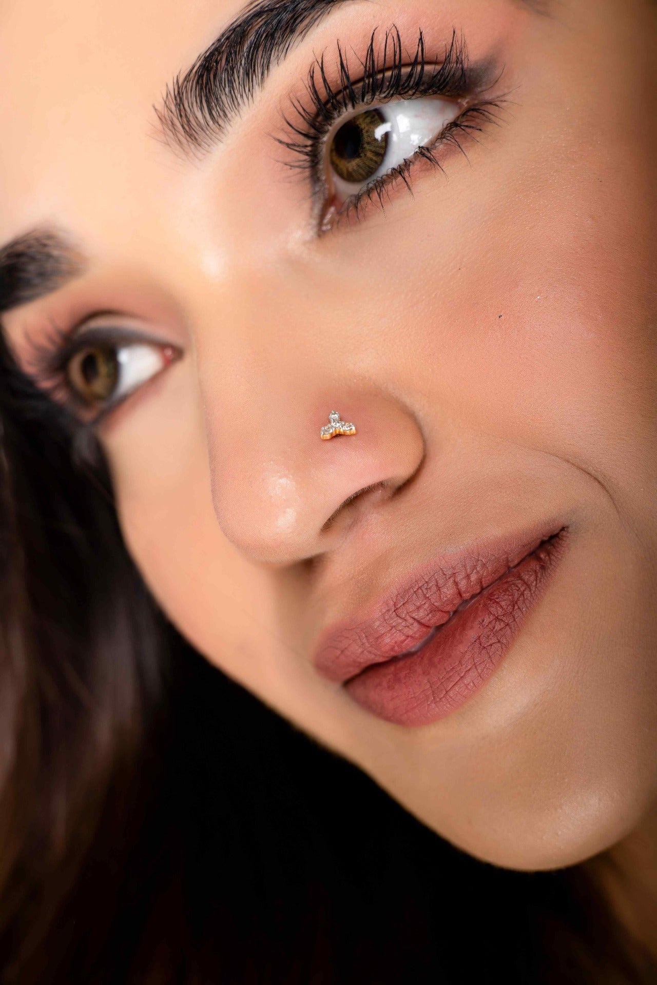 Ishita Nose Pin