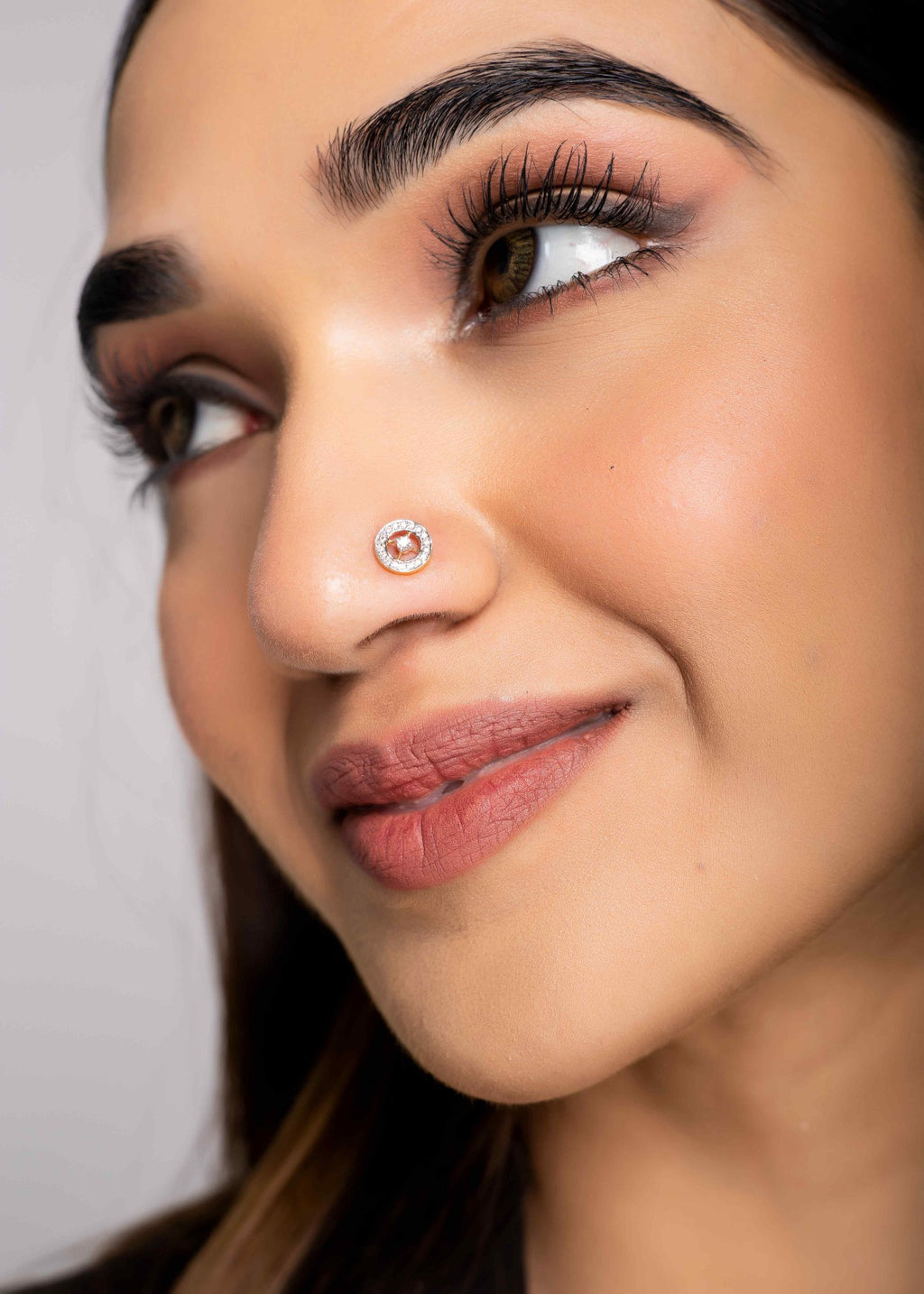 Debra Round Nose Stud