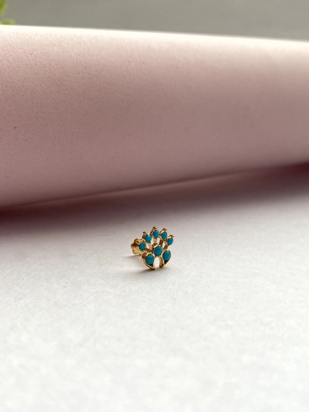 Zinnia Turqoise Nose Stud