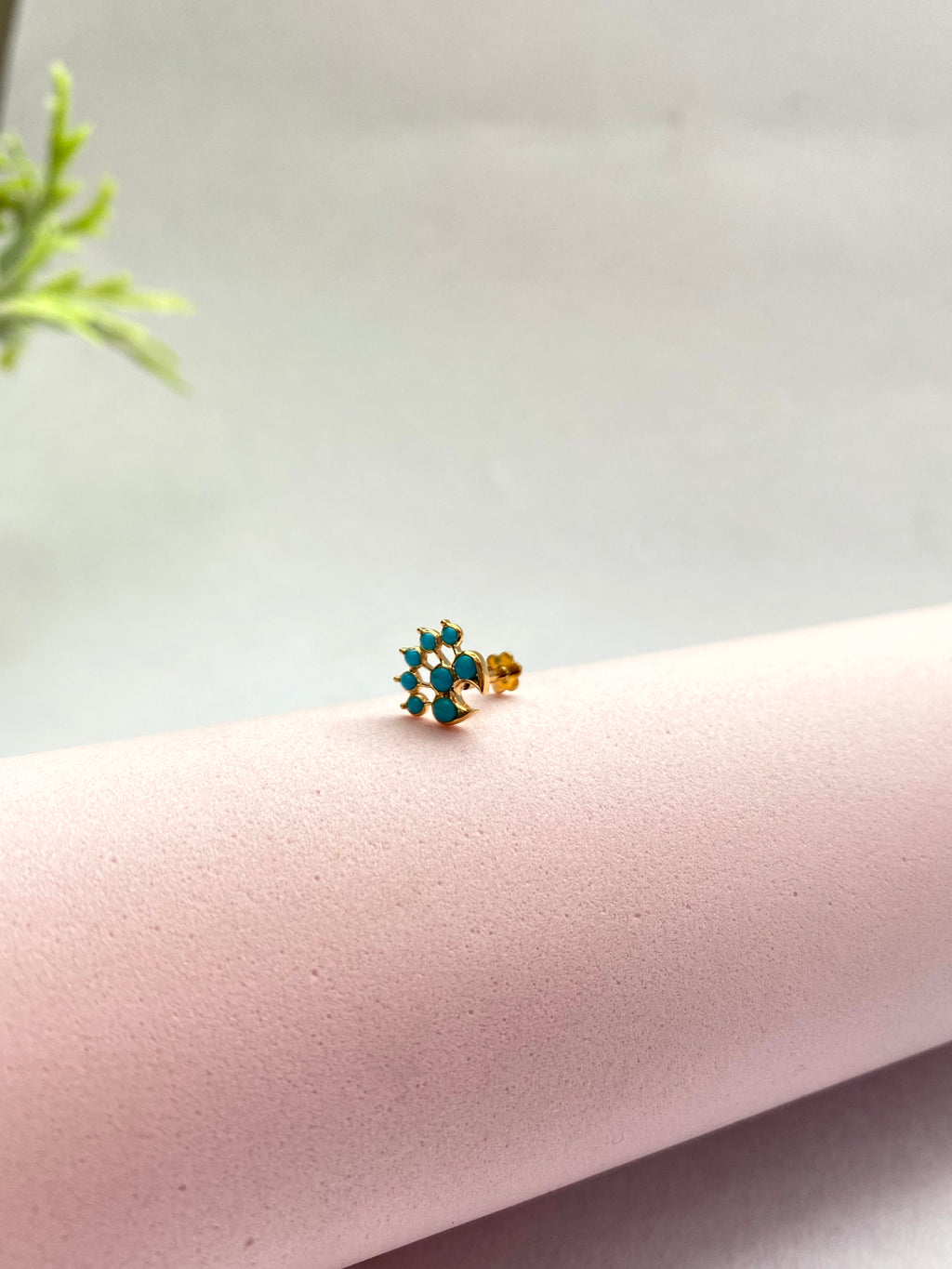 Zinnia Turqoise Nose Stud