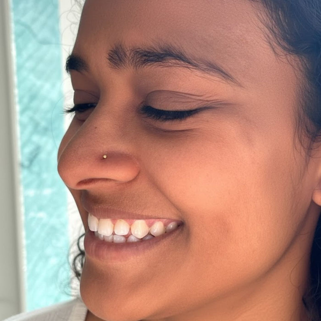 Dot Gold Nose Stud