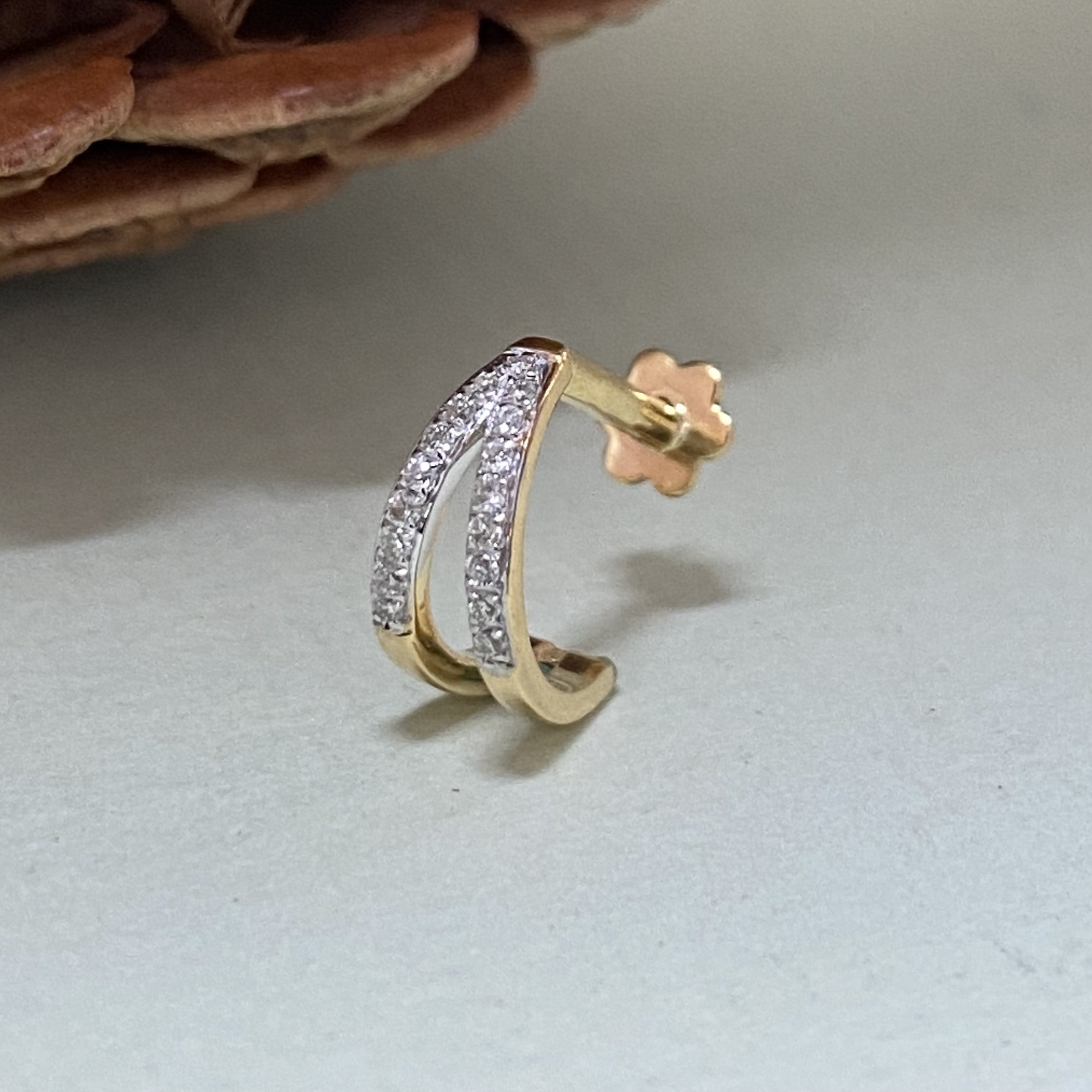 Alizeh J Ring Nose Stud