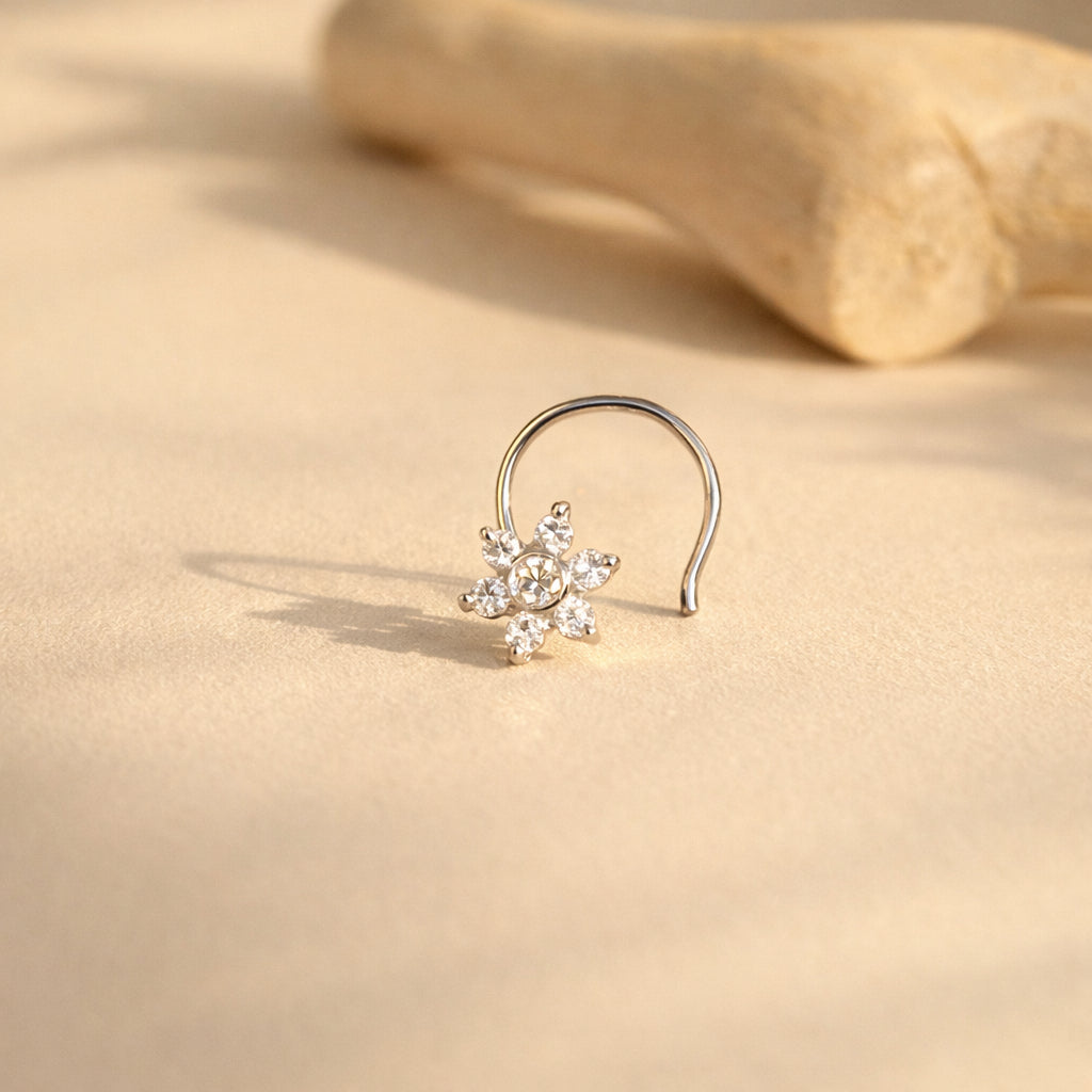 Bezel Love 0.11 Carat Nose Pin