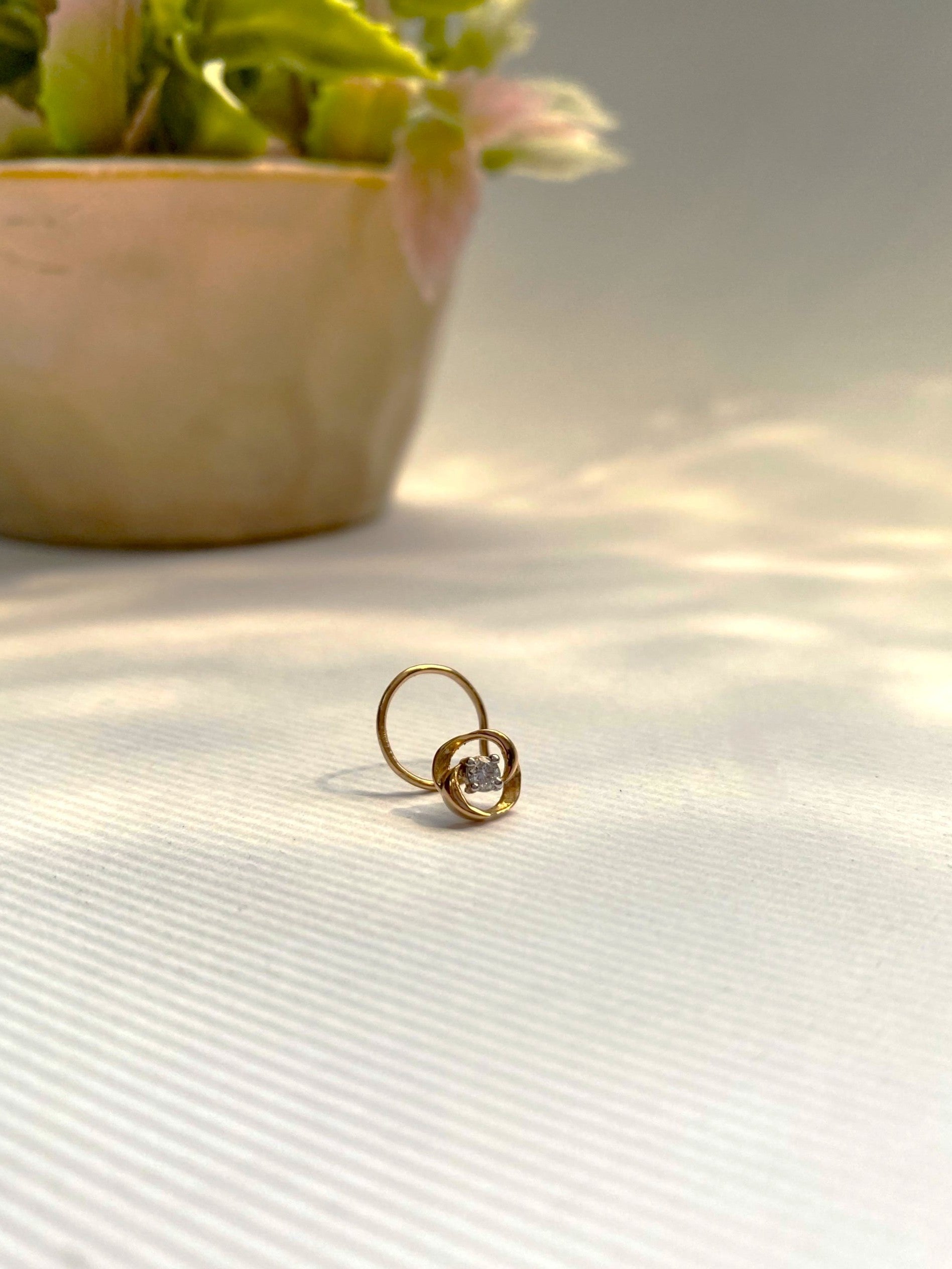 Aislinn Solitaire Pins