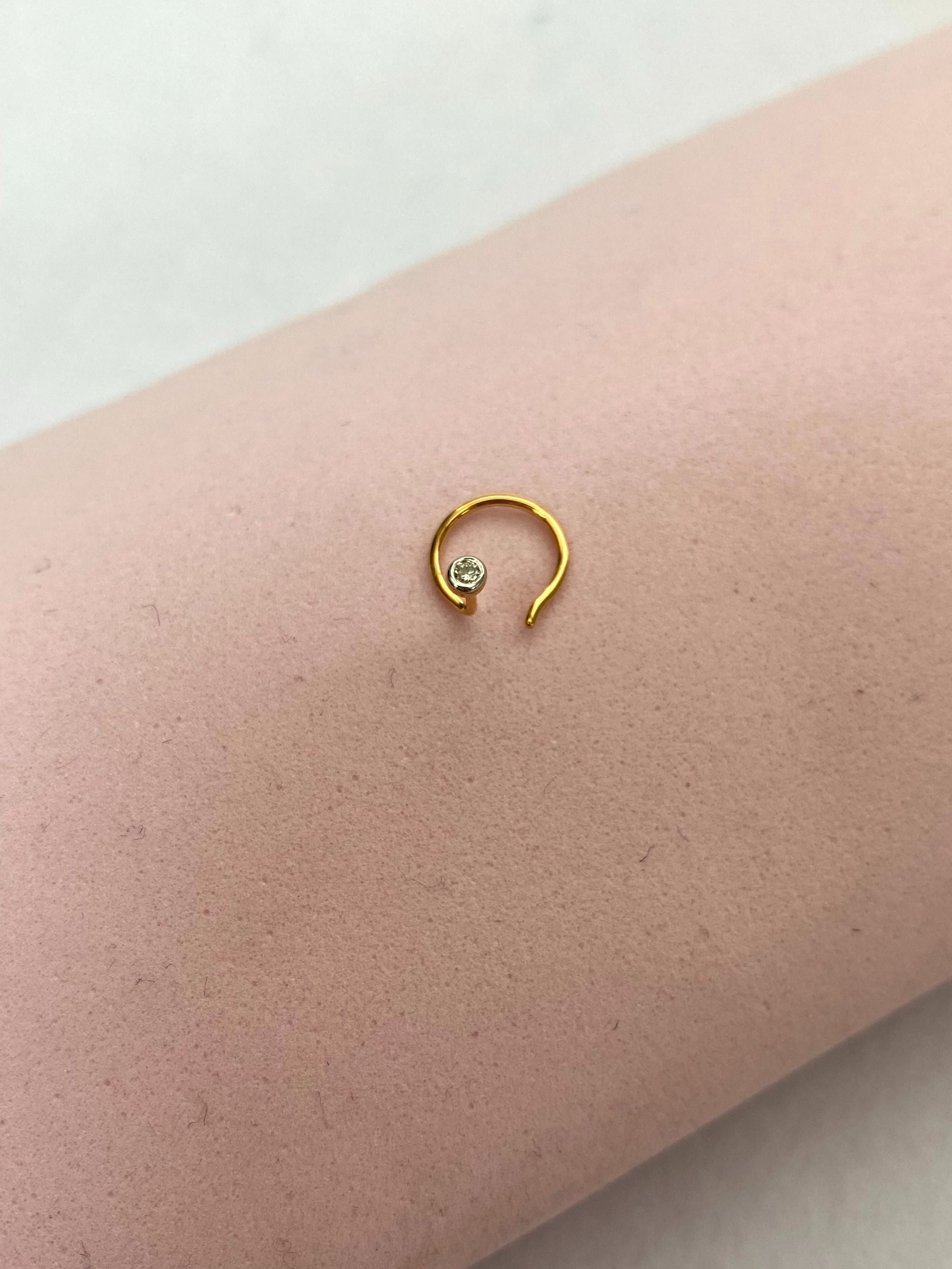Bruce 2 mm Nose Pin